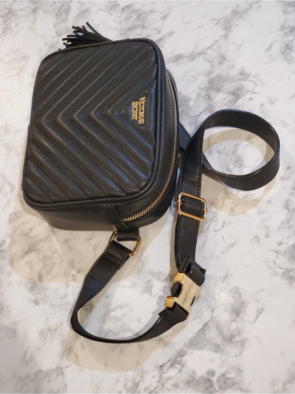 Victoria's Secret Black Zip Close Tasseled Fanny Pack Gold Hardware Bag Purse - Picture 3 of 8